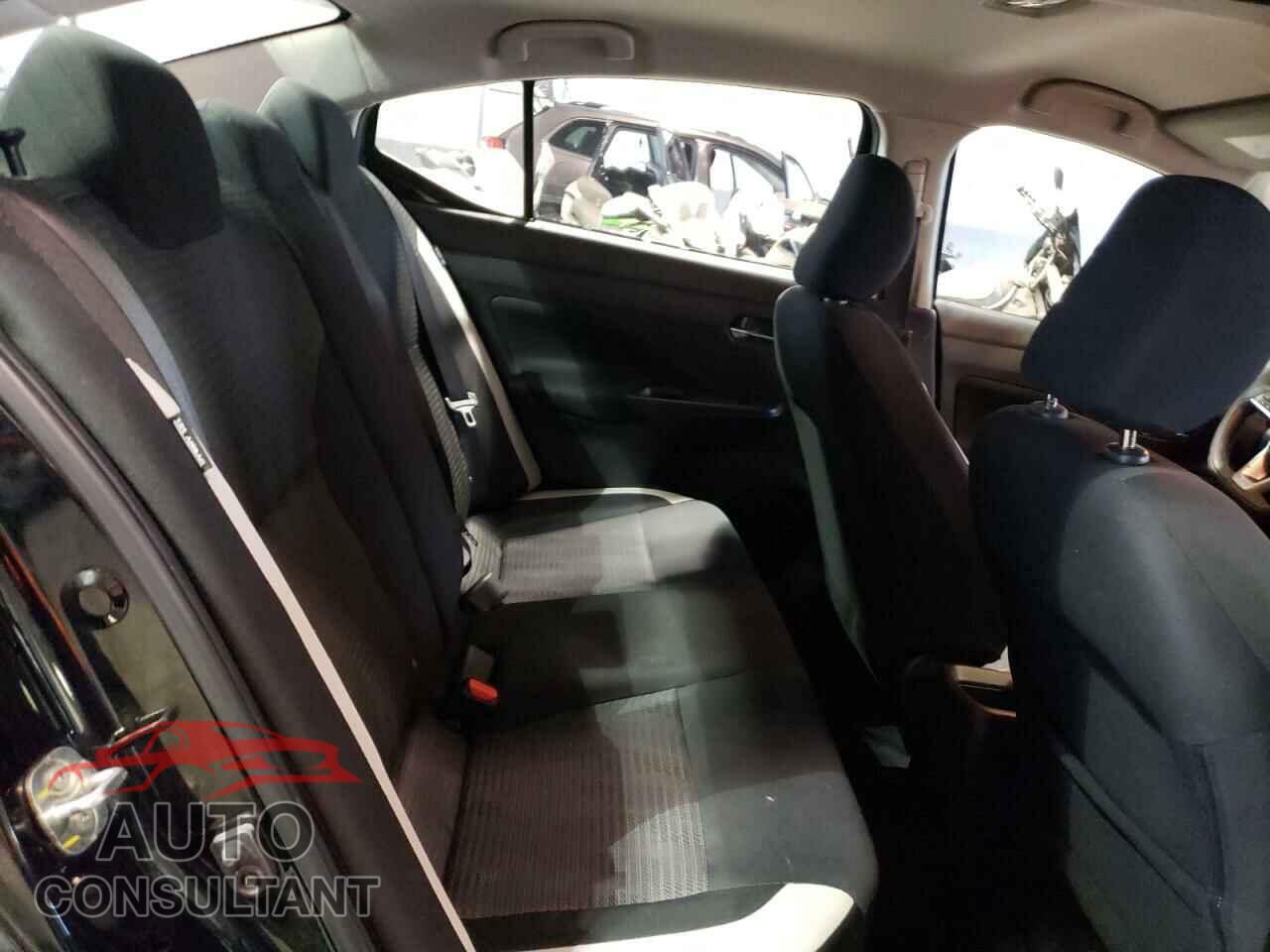 NISSAN VERSA 2021 - 3N1CN8EV3ML856437