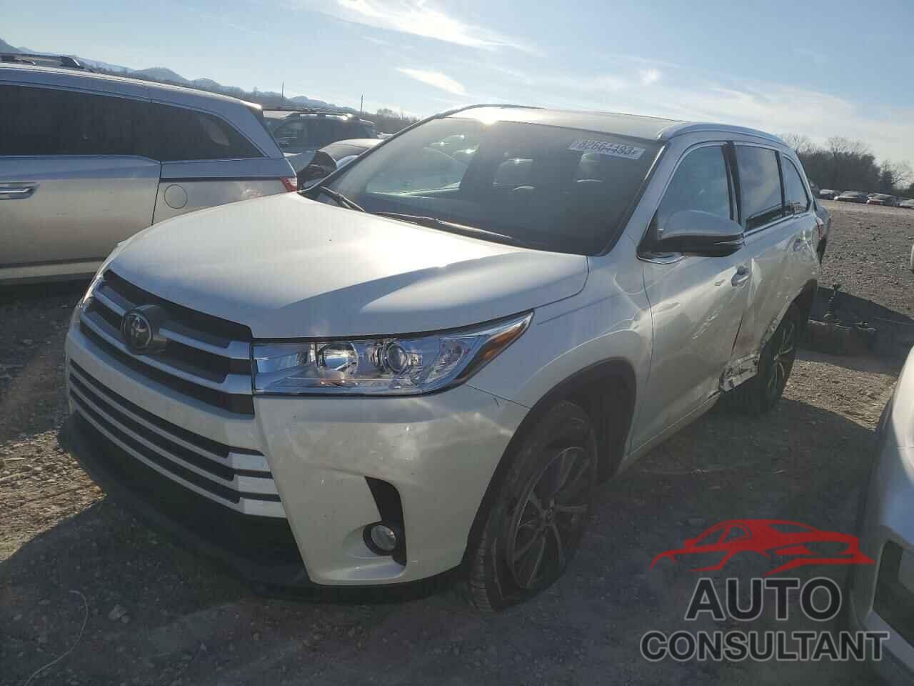 TOYOTA HIGHLANDER 2017 - 5TDKZRFH7HS514517