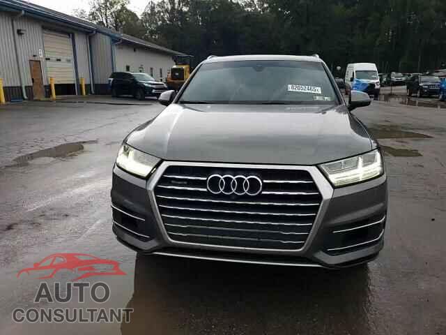 AUDI Q7 2017 - WA1LAAF77HD022015