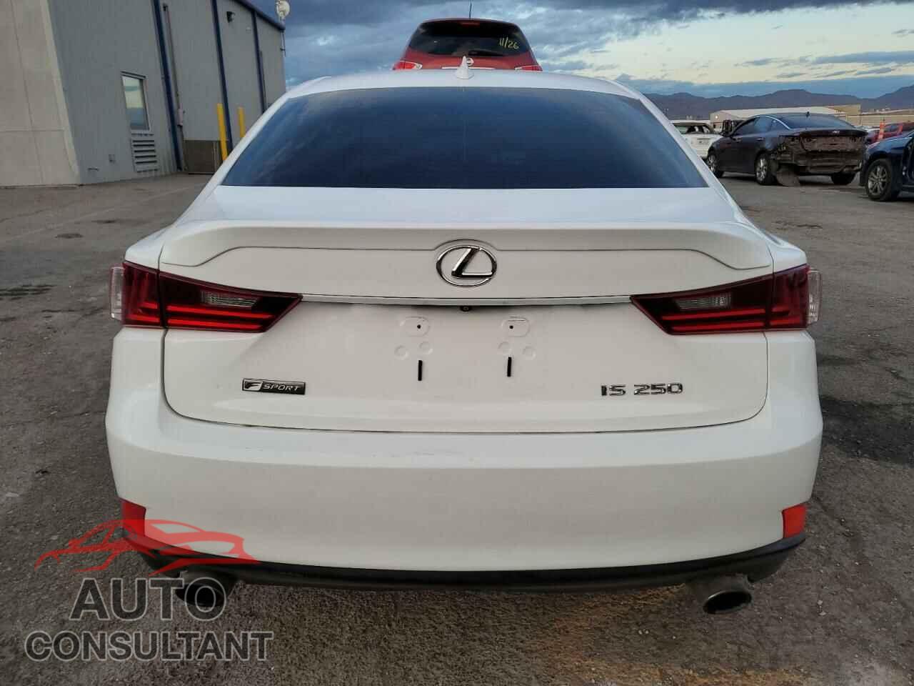 LEXUS IS 2015 - JTHBF1D21F5062087
