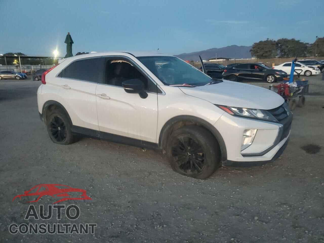 MITSUBISHI ECLIPSE 2018 - JA4AT4AA7JZ063985