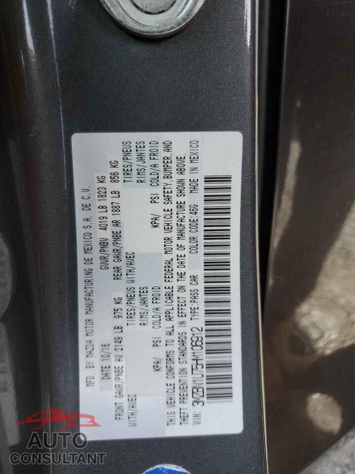 MAZDA 3 2017 - 3MZBN1U75HM106912