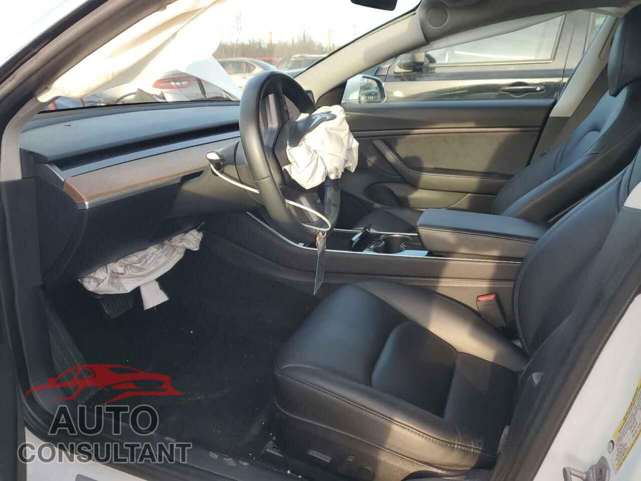TESLA MODEL 3 2018 - 5YJ3E1EB8JF108691