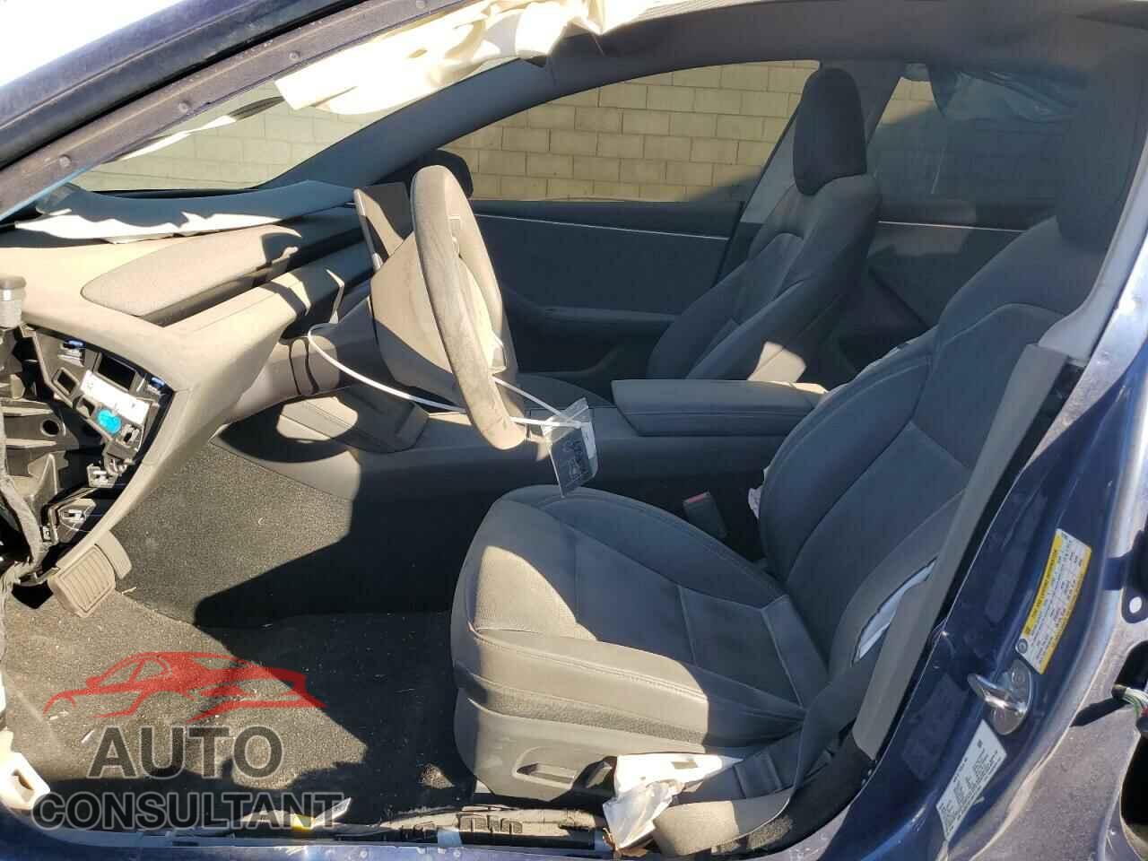 TESLA MODEL 3 2024 - 5YJ3E1EA1RF731363