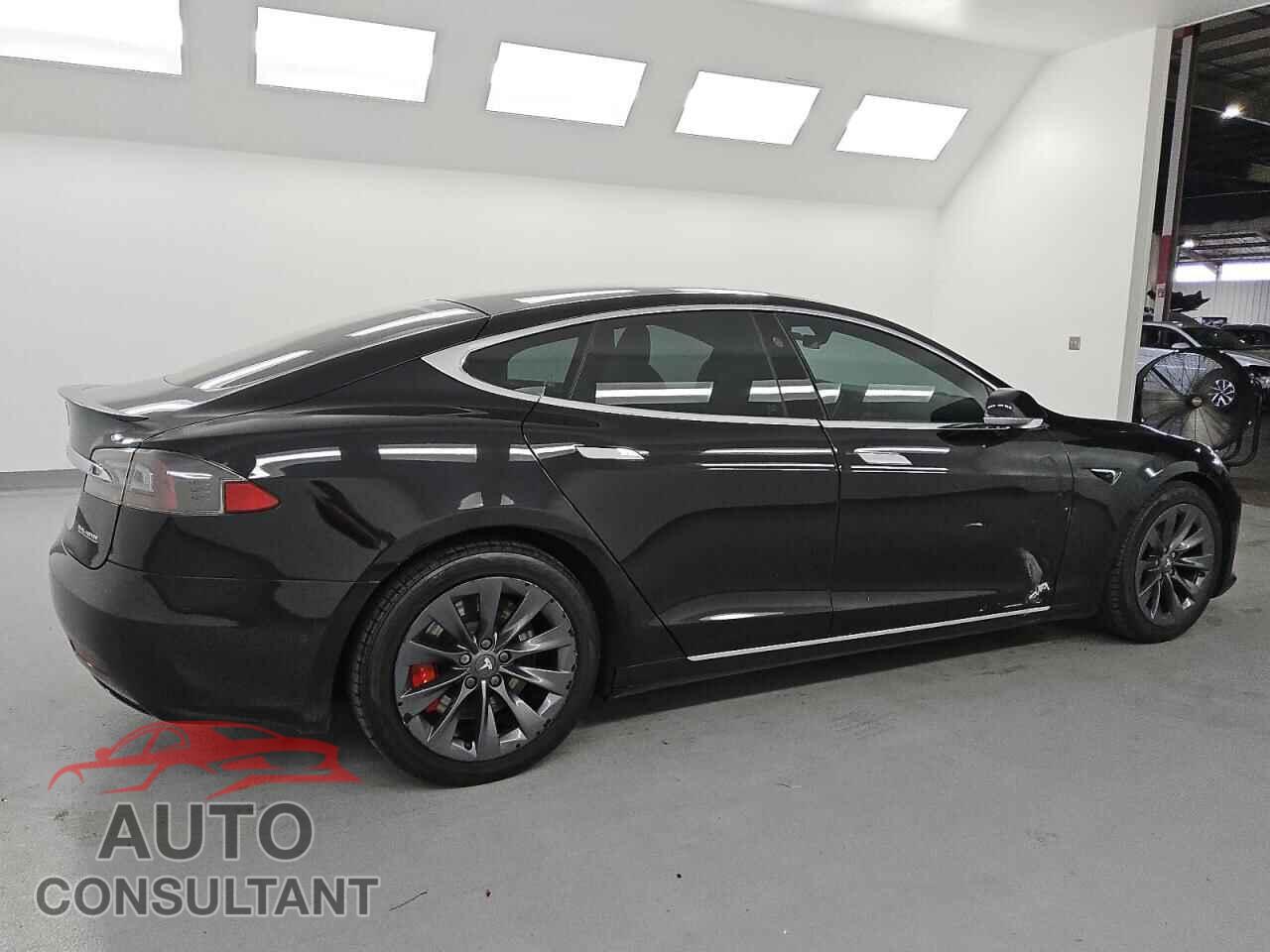 TESLA MODEL S 2020 - 5YJSA1E40LF393480