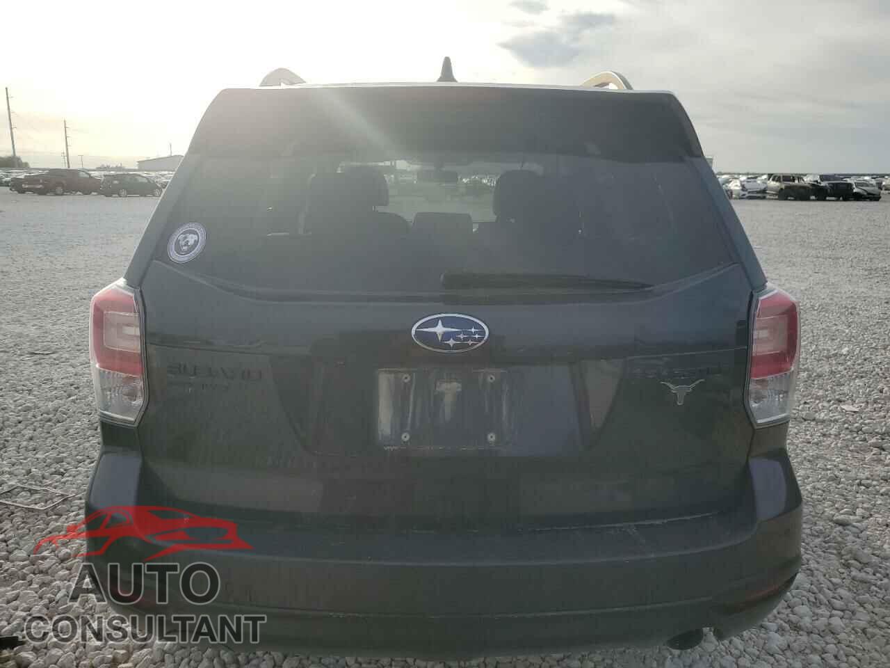 SUBARU FORESTER 2018 - JF2SJAEC0JH450864