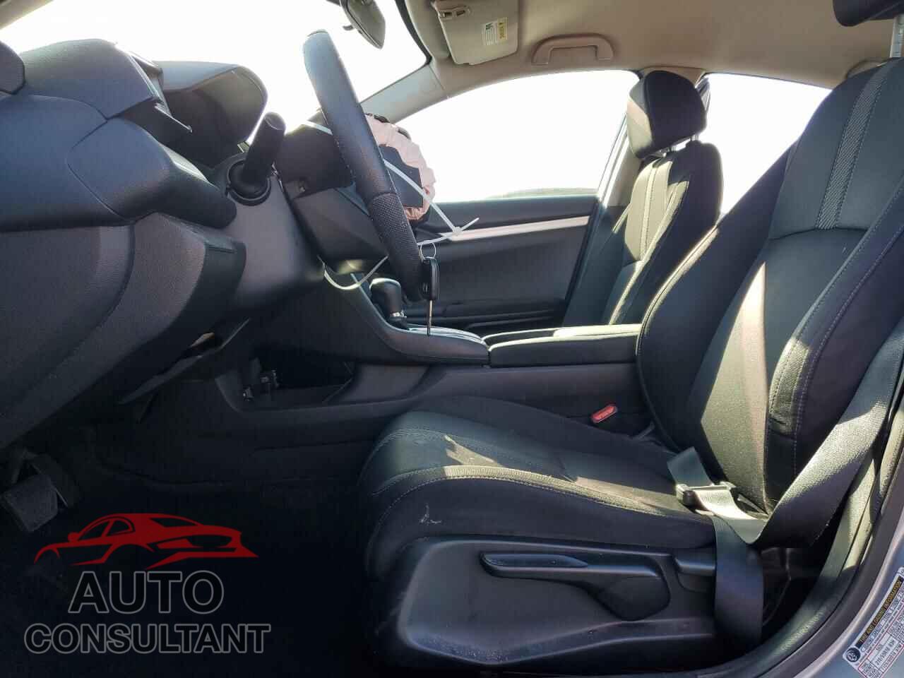 HONDA CIVIC 2017 - 2HGFC2F58HH524392
