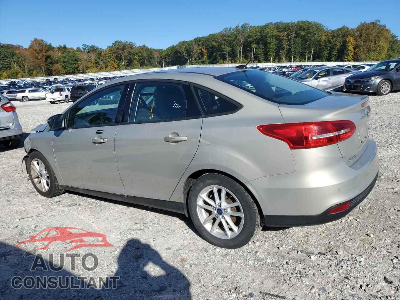 FORD FOCUS 2015 - 1FADP3F21FL226729