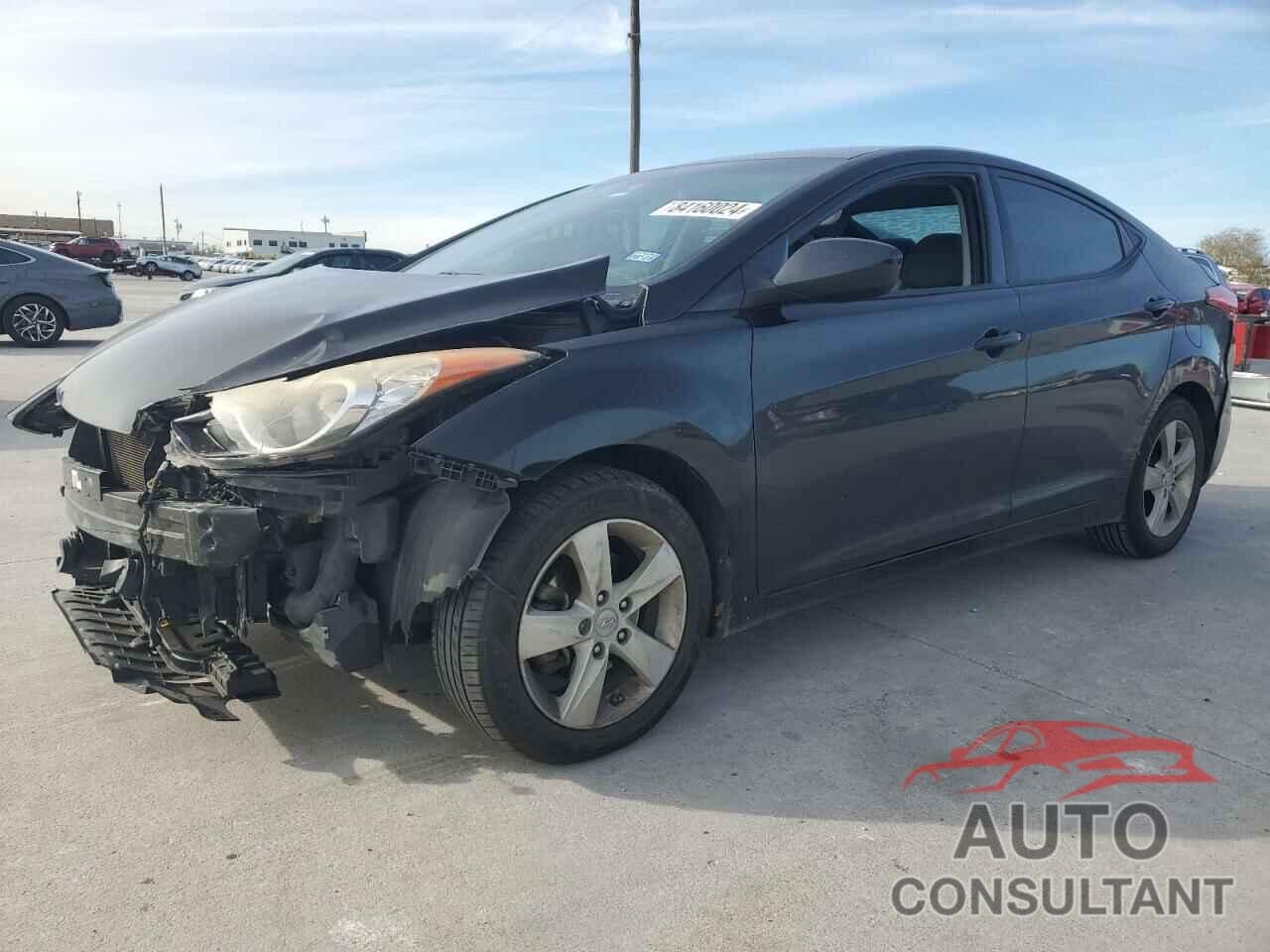 HYUNDAI ELANTRA 2013 - KMHDH4AE7DU871824