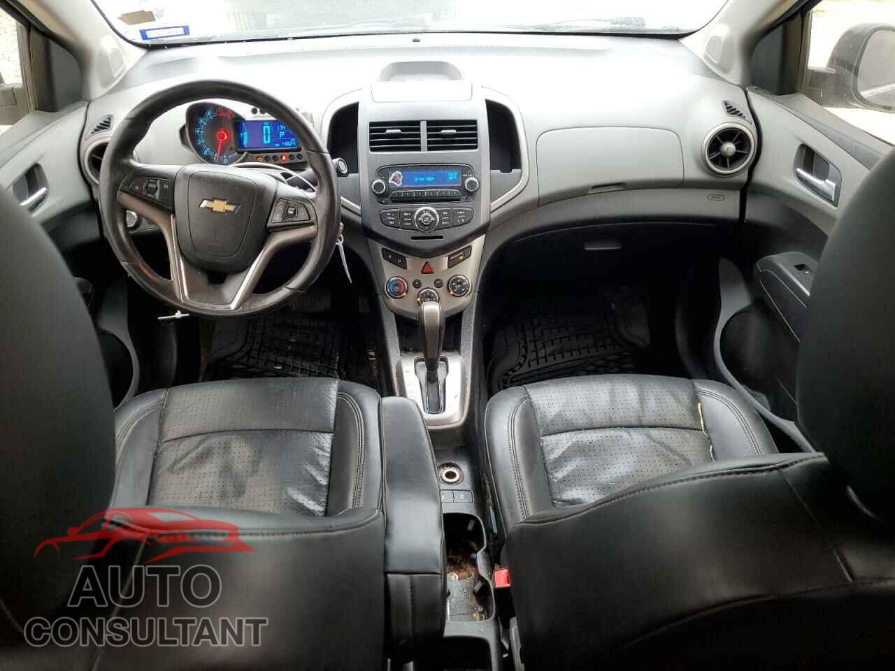 CHEVROLET SONIC 2012 - 1G1JE5SB2C4173638