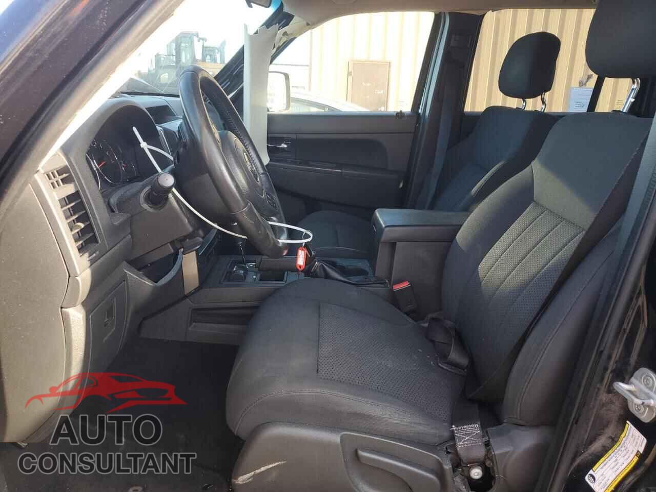 JEEP LIBERTY 2011 - 1J4PN2GK2BW555559