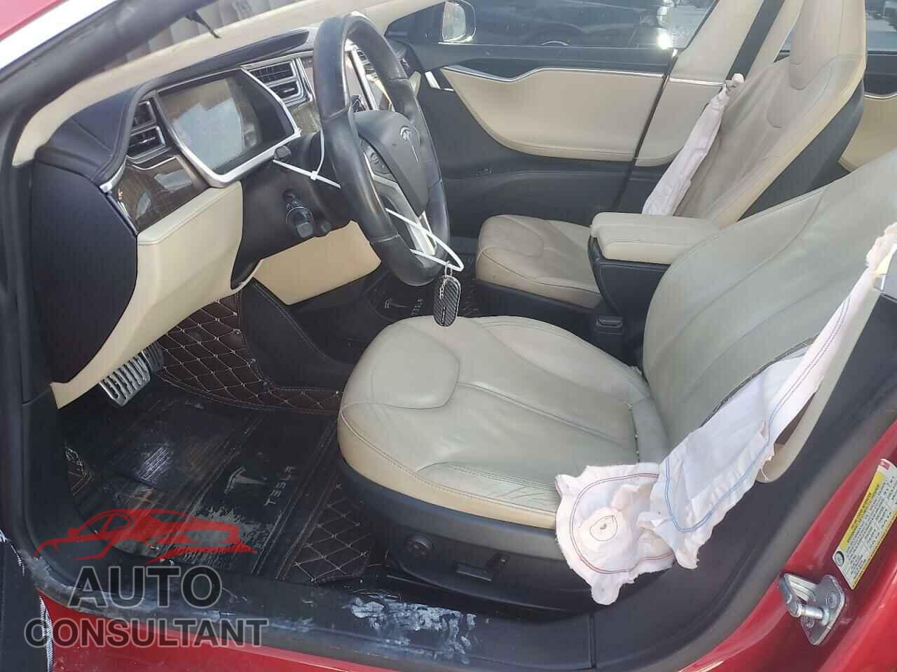 TESLA MODEL S 2013 - 5YJSA1CN7DFP28165