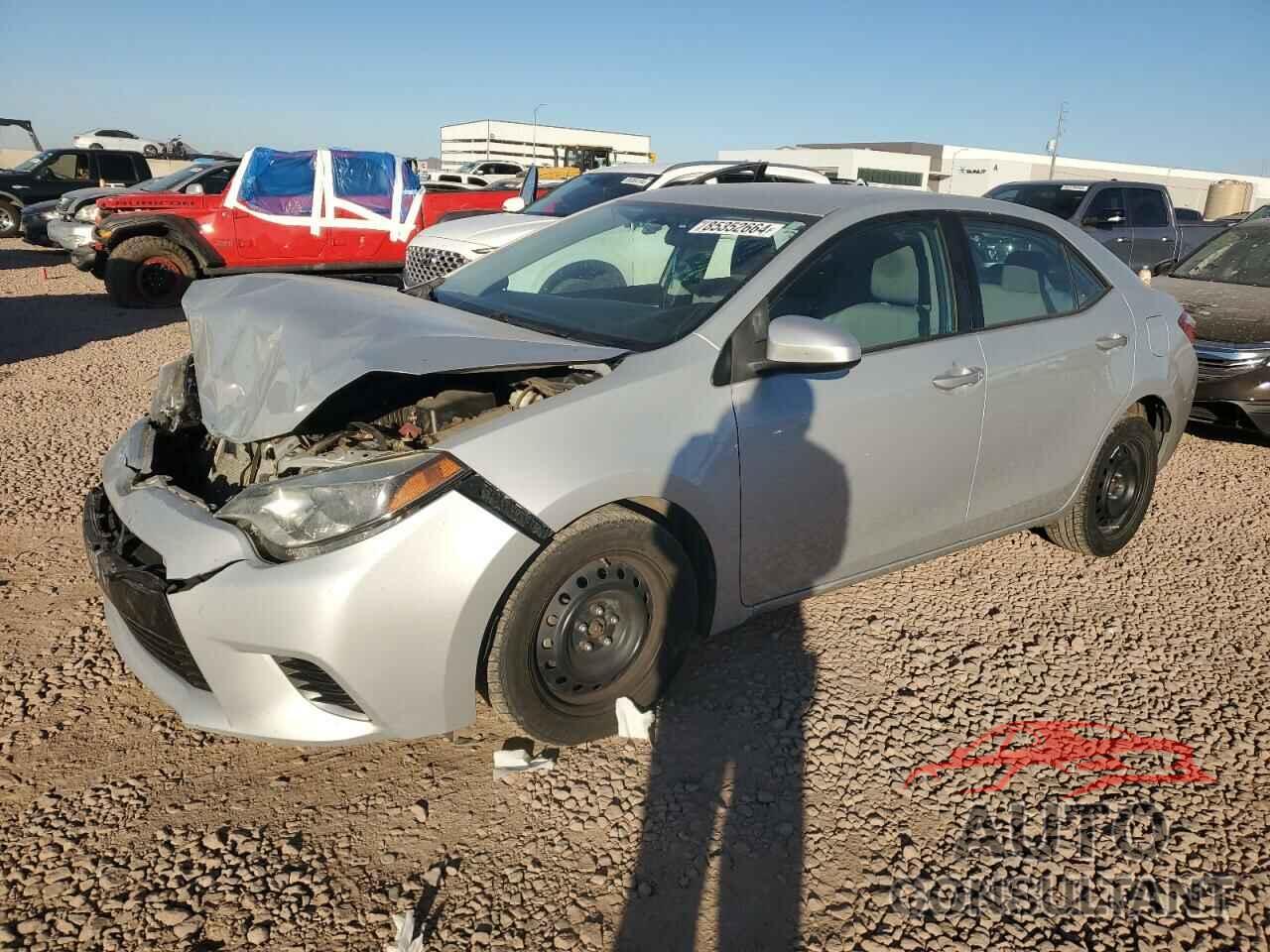 TOYOTA COROLLA 2015 - 2T1BURHE1FC285002