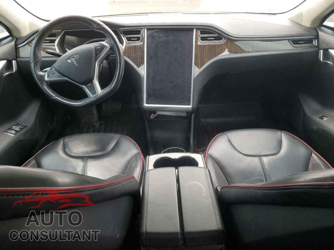 TESLA MODEL S 2013 - 5YJSA1CG4DFP27301