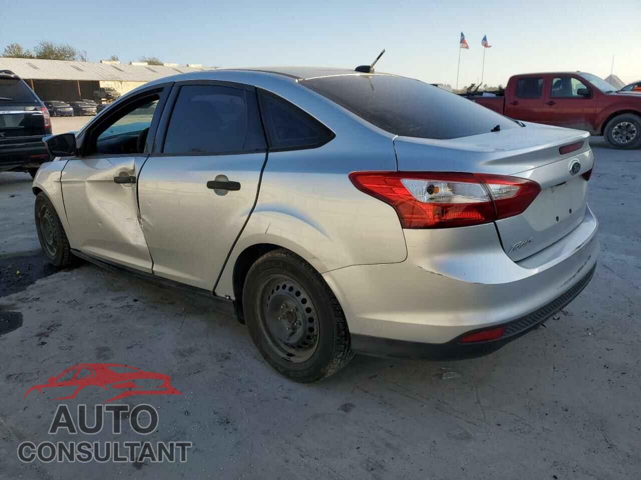FORD FOCUS 2013 - 1FADP3E25DL263149