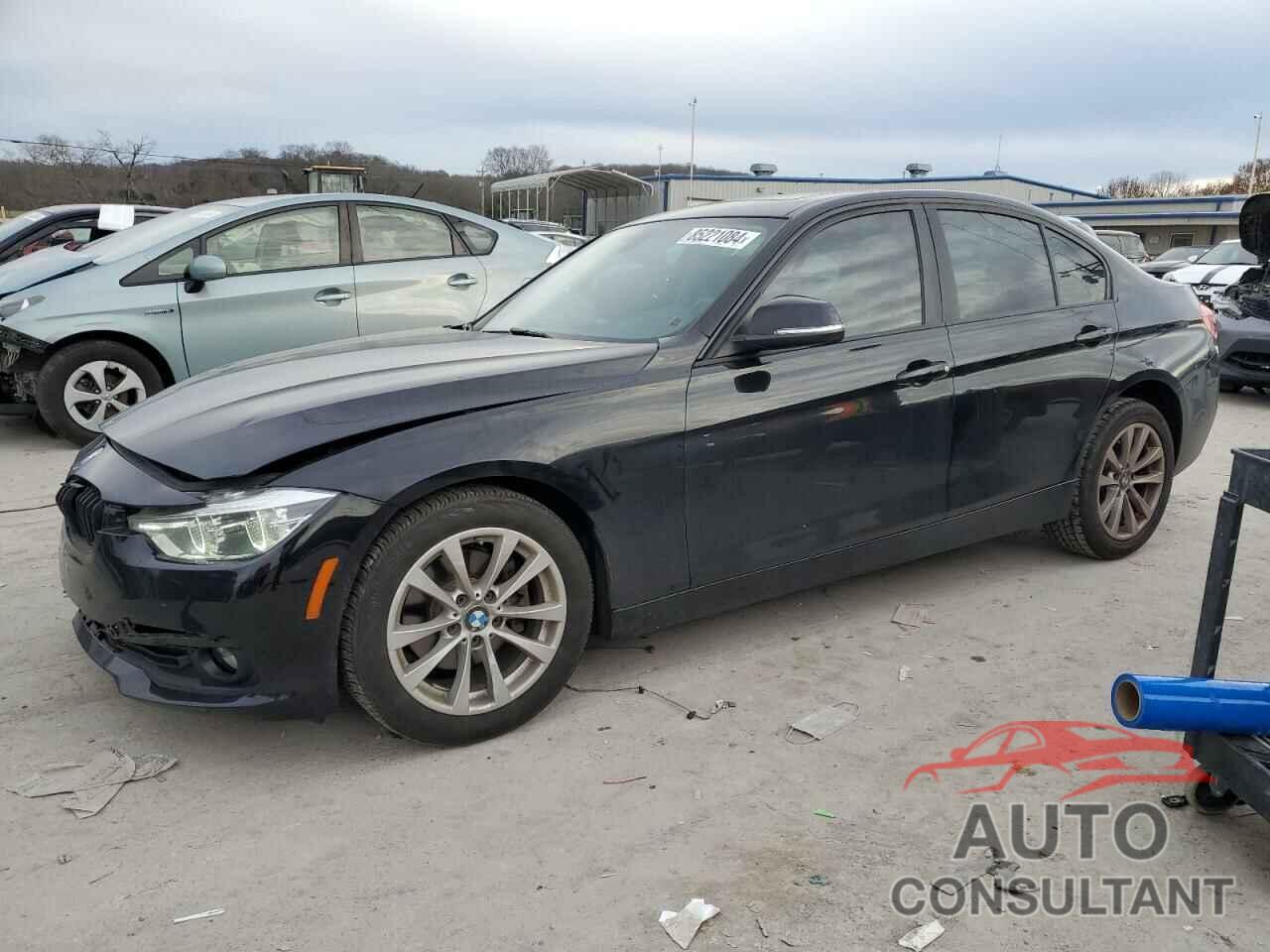 BMW 3 SERIES 2018 - WBA8E5G50JNU47822