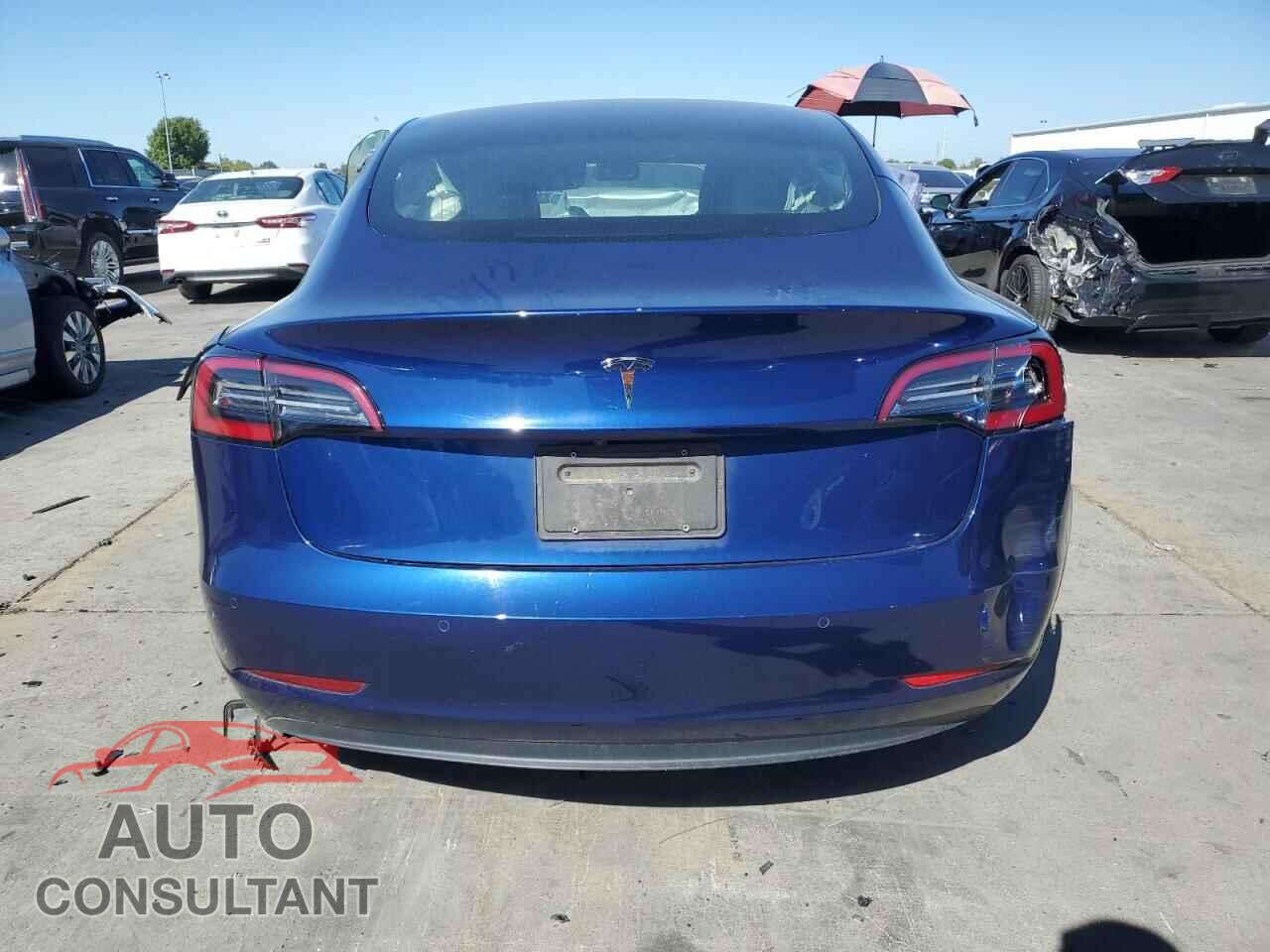 TESLA MODEL 3 2019 - 5YJ3E1EA6KF208300
