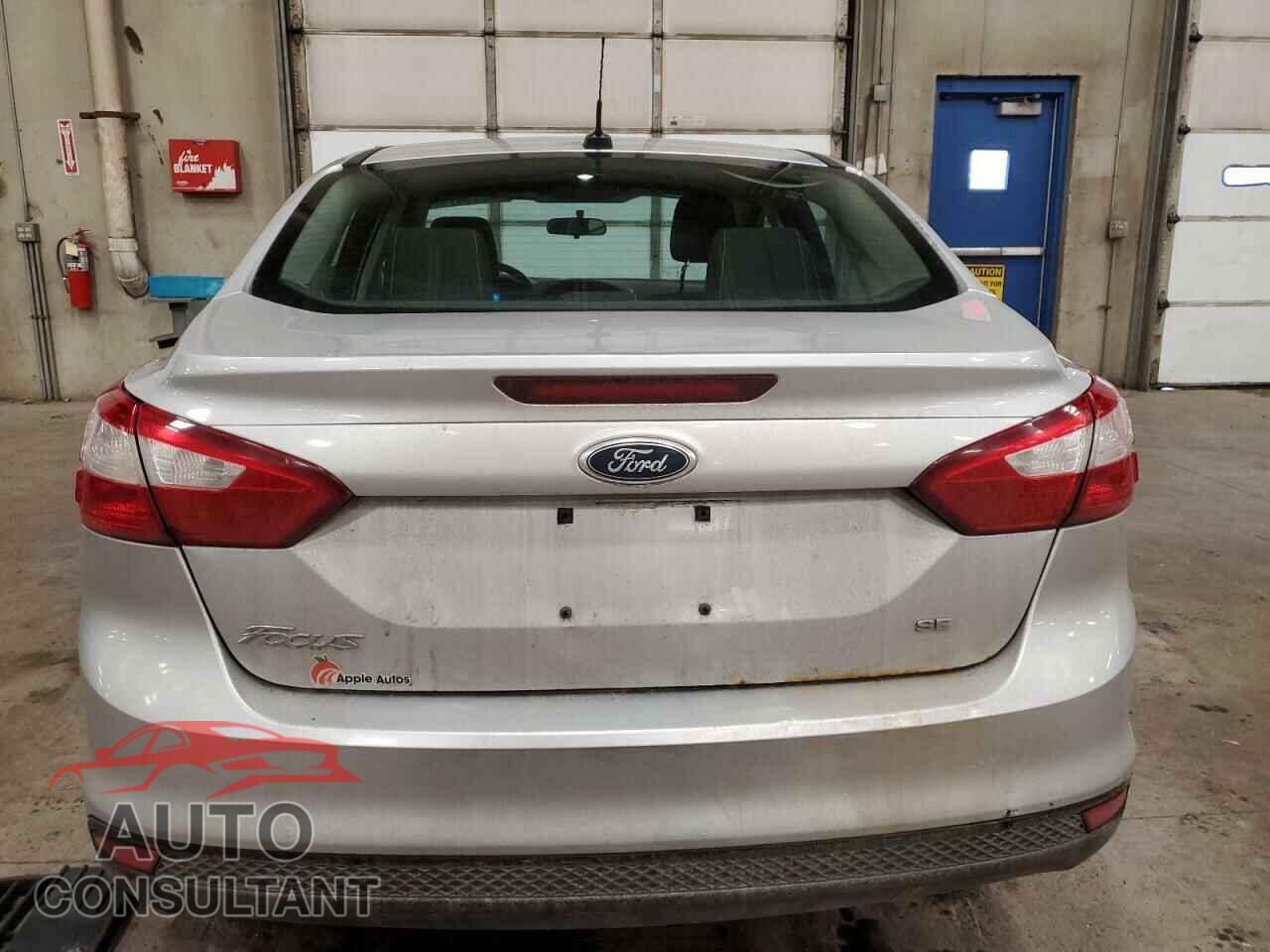 FORD FOCUS 2012 - 1FAHP3F22CL145607