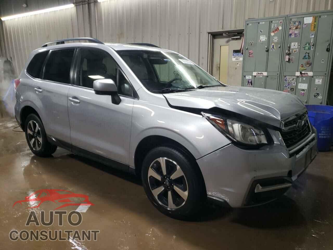 SUBARU FORESTER 2017 - JF2SJAGC0HH545397