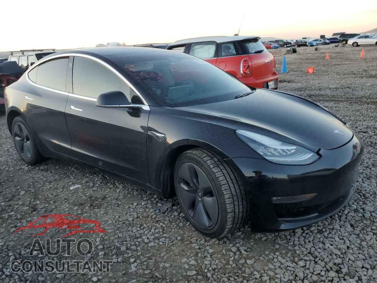 TESLA MODEL 3 2019 - 5YJ3E1EB0KF194838
