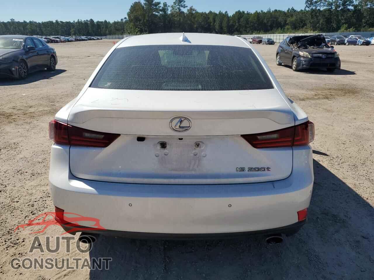 LEXUS IS 2016 - JTHBA1D2XG5023496