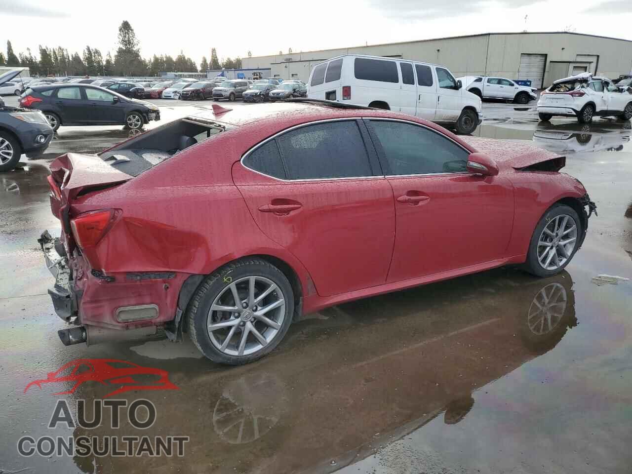 LEXUS IS 2013 - JTHBF5C24D5190703