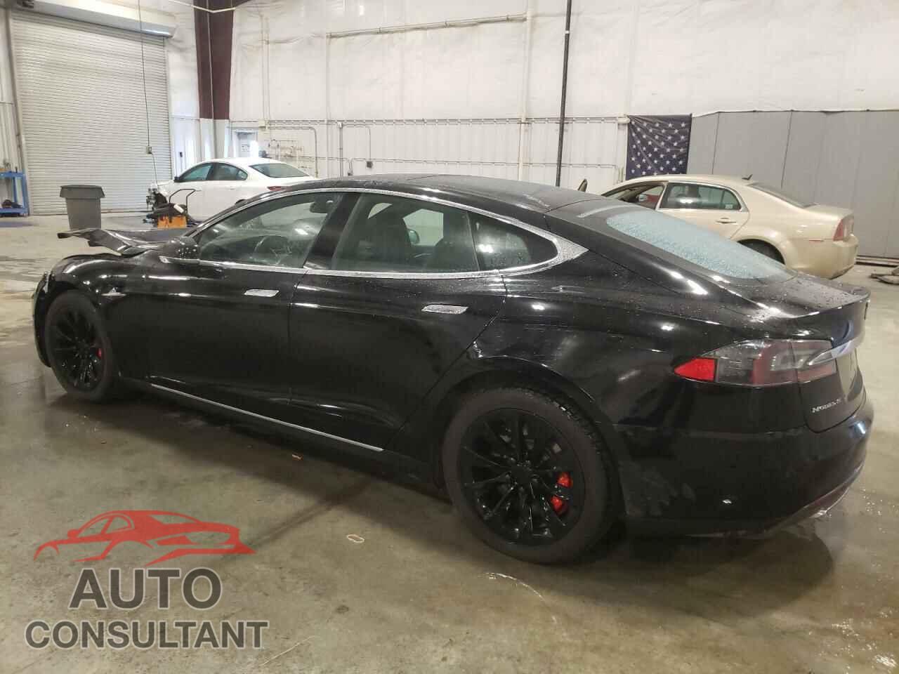 TESLA MODEL S 2015 - 5YJSA1H4XFF085135