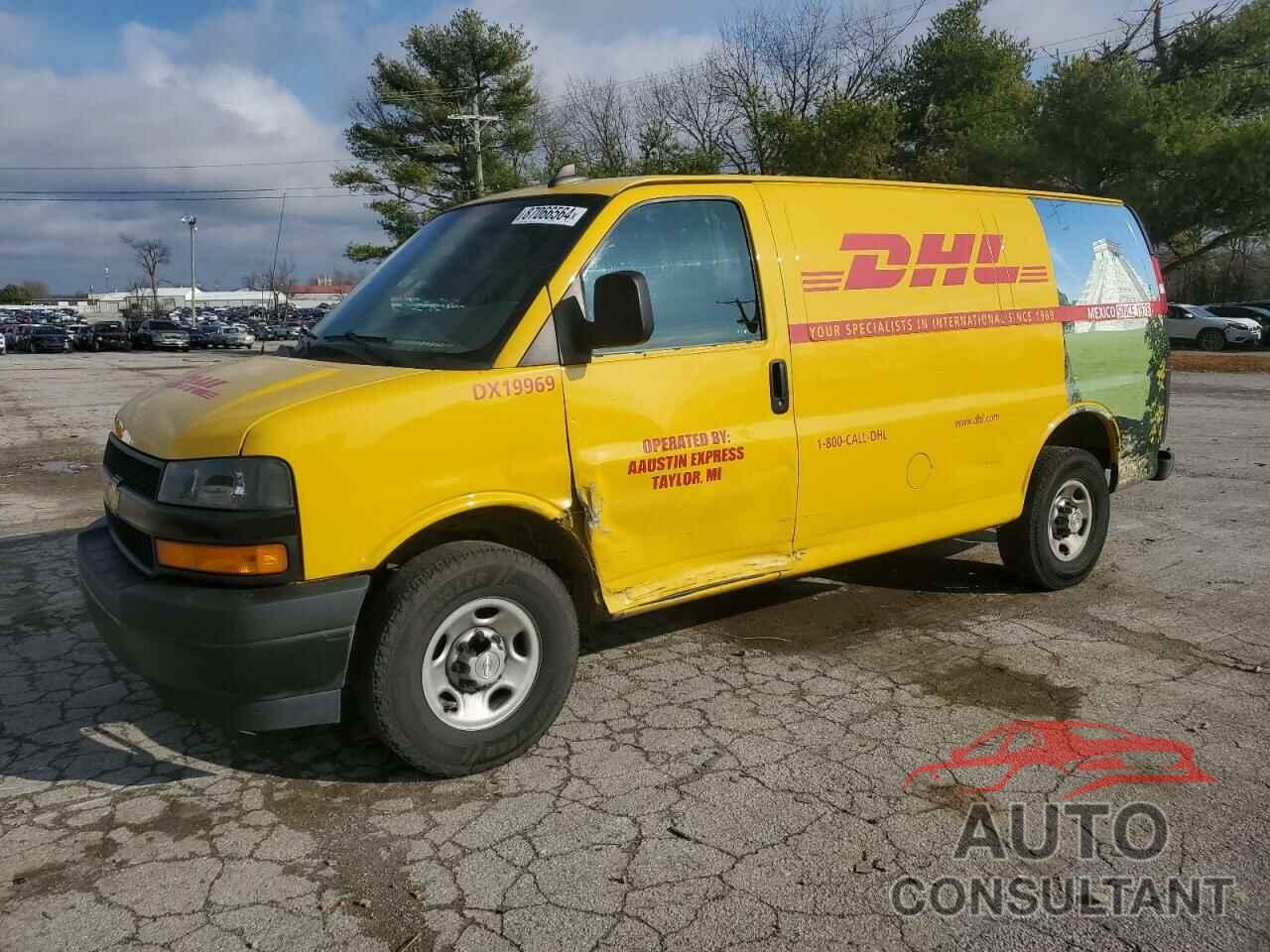 CHEVROLET EXPRESS 2020 - 1GCWGAFP0L1129225