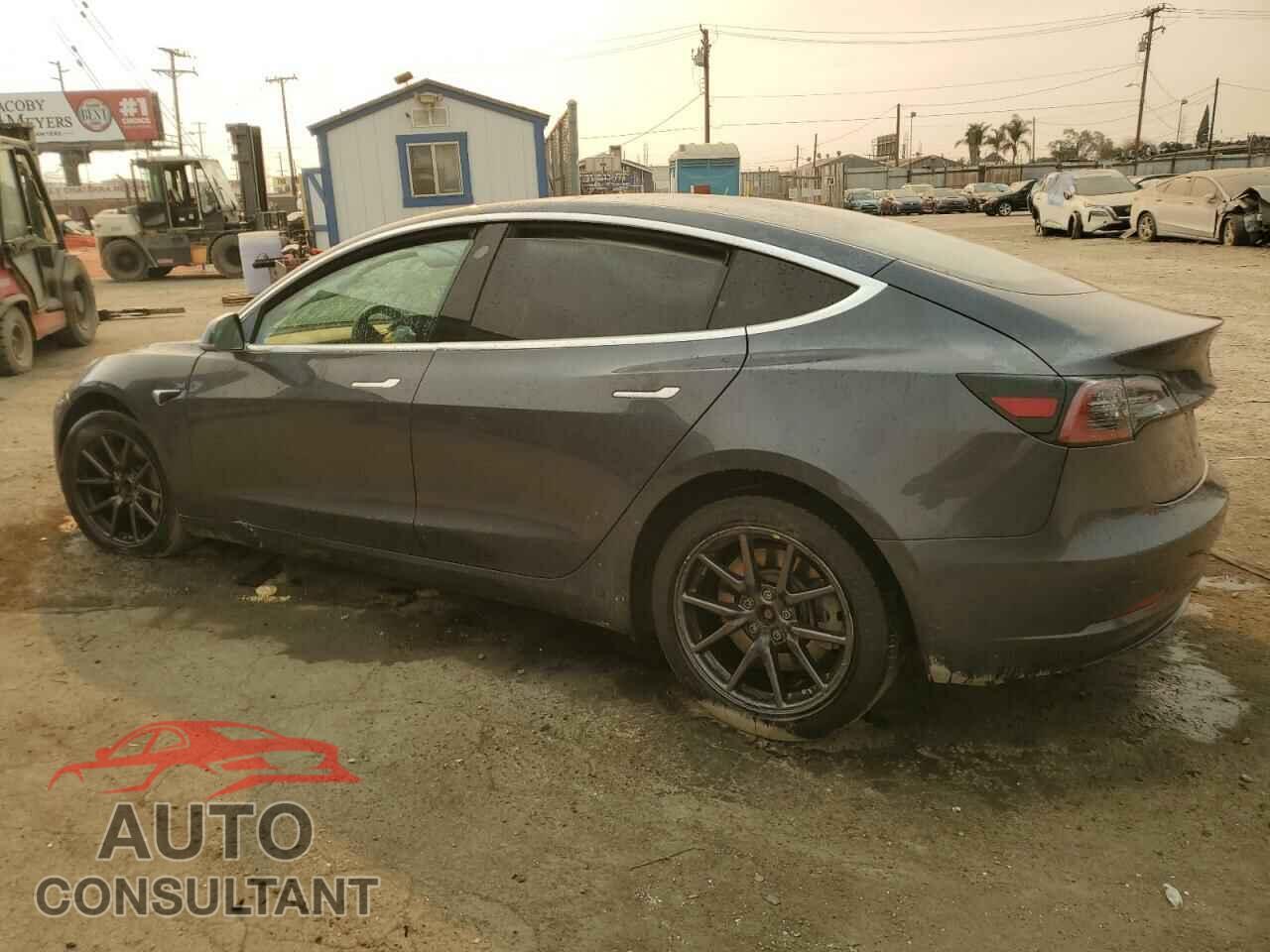 TESLA MODEL 3 2018 - 5YJ3E1EA4JF123762