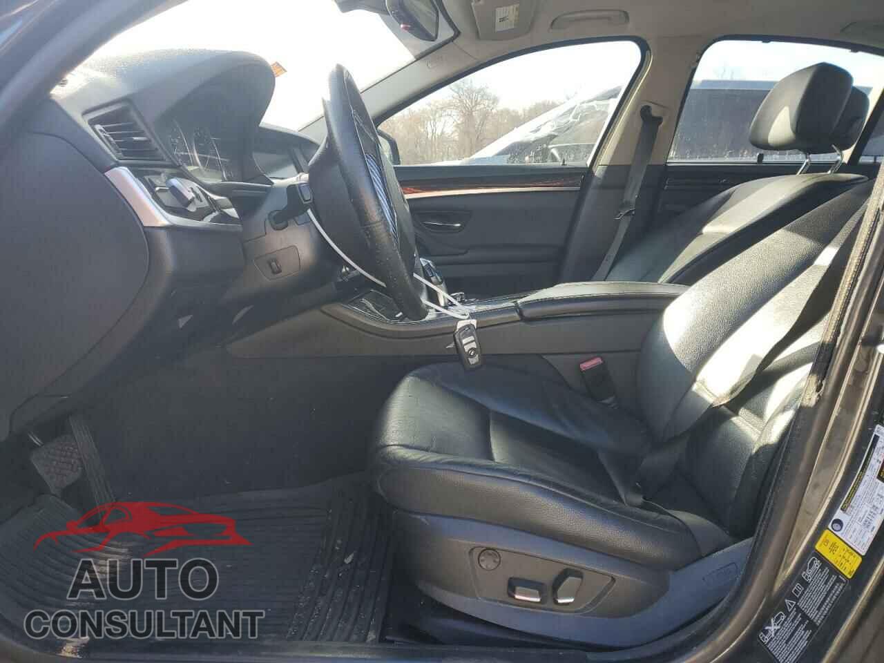 BMW 5 SERIES 2011 - WBAFU7C5XBC869878