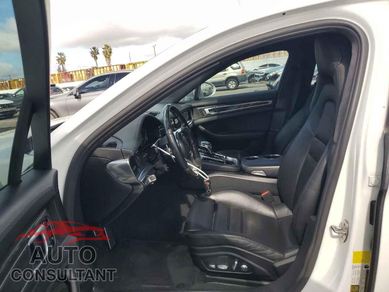 PORSCHE PANAMERA 2017 - WP0AF2A7XHL153442