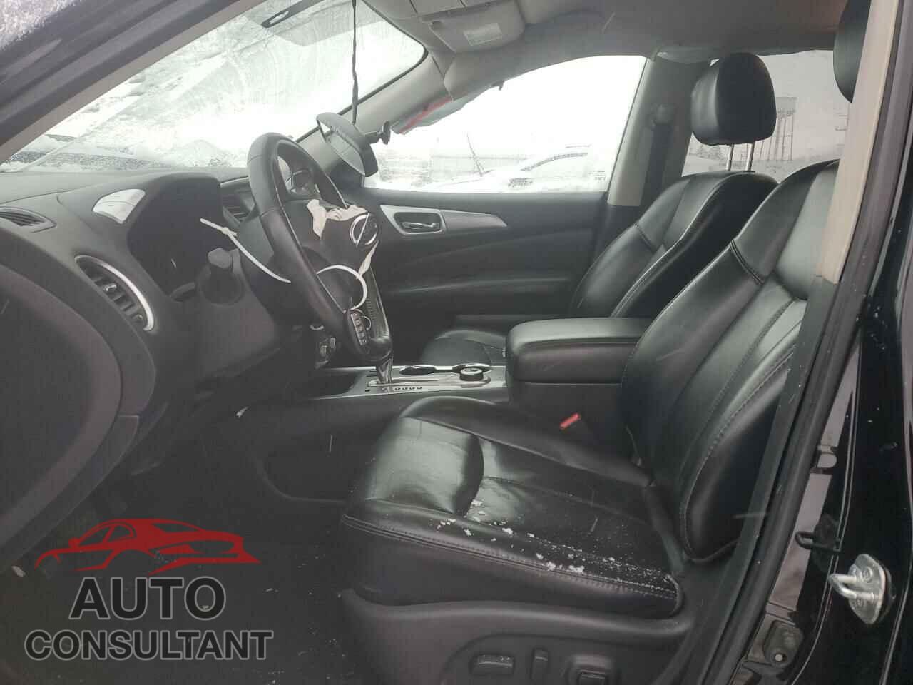 NISSAN PATHFINDER 2017 - 5N1DR2MM9HC678560