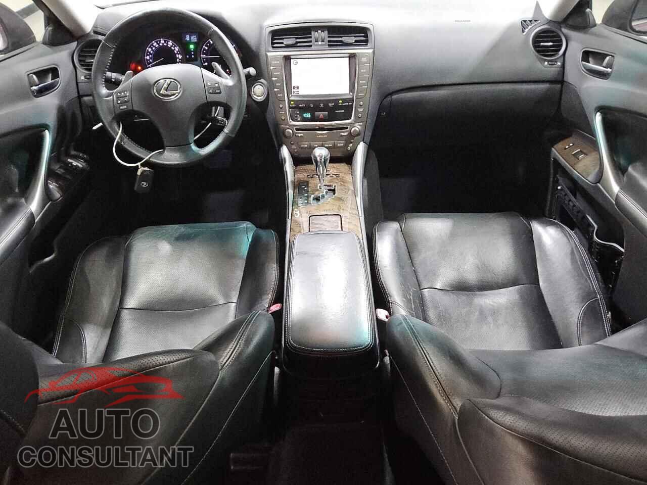 LEXUS IS 2009 - JTHBE262092017251