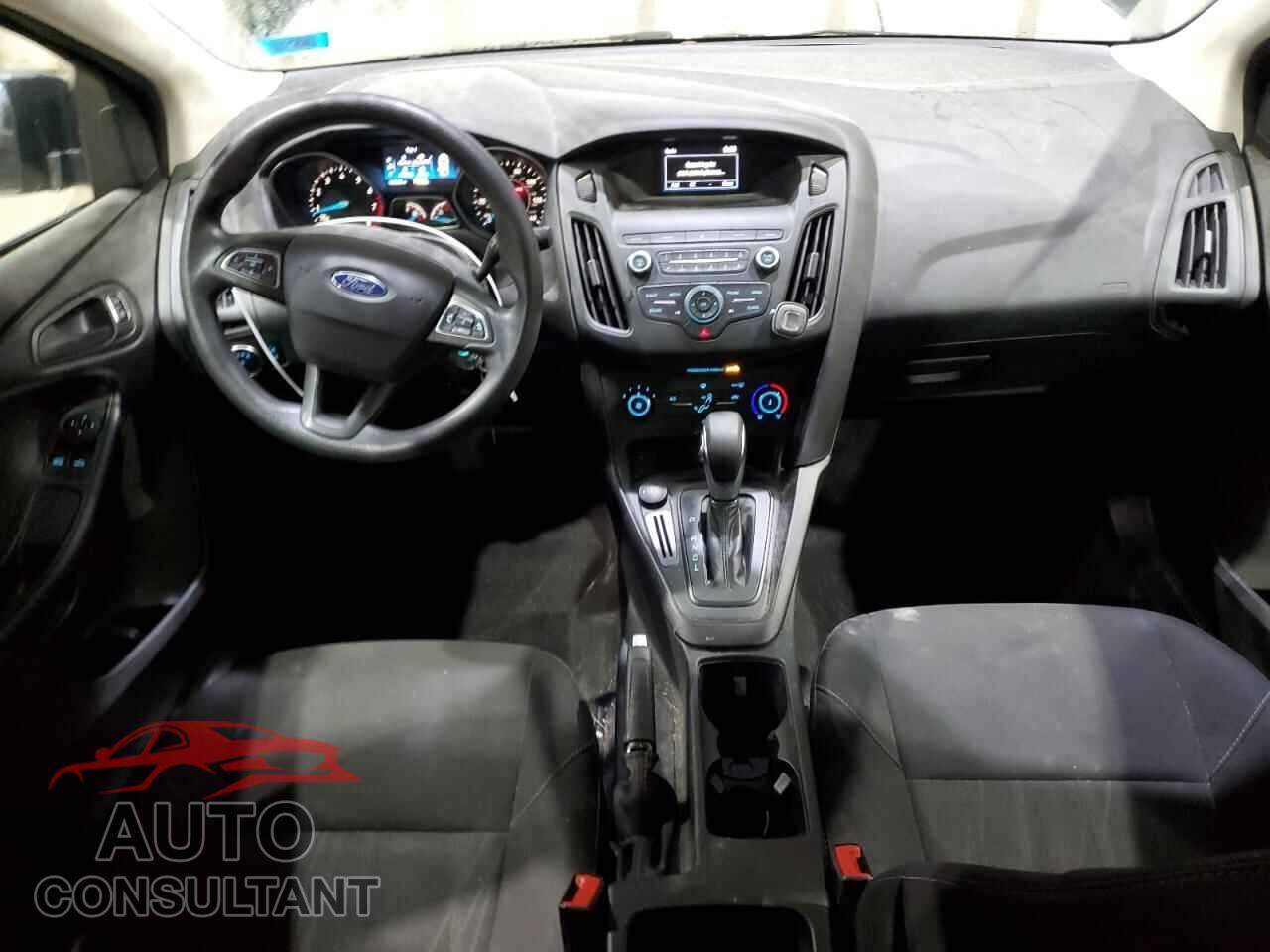 FORD FOCUS 2018 - 1FADP3E21JL237644