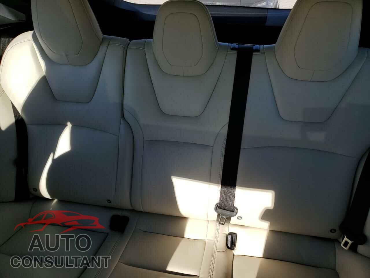 TESLA MODEL S 2020 - 5YJSA1E29LF362274