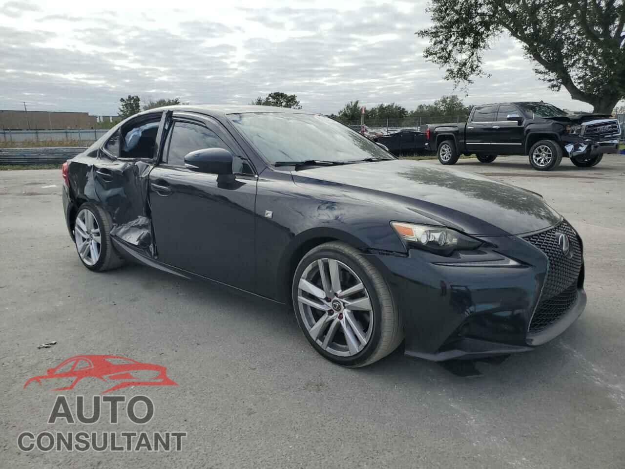 LEXUS IS 2014 - JTHBE1D25E5005375