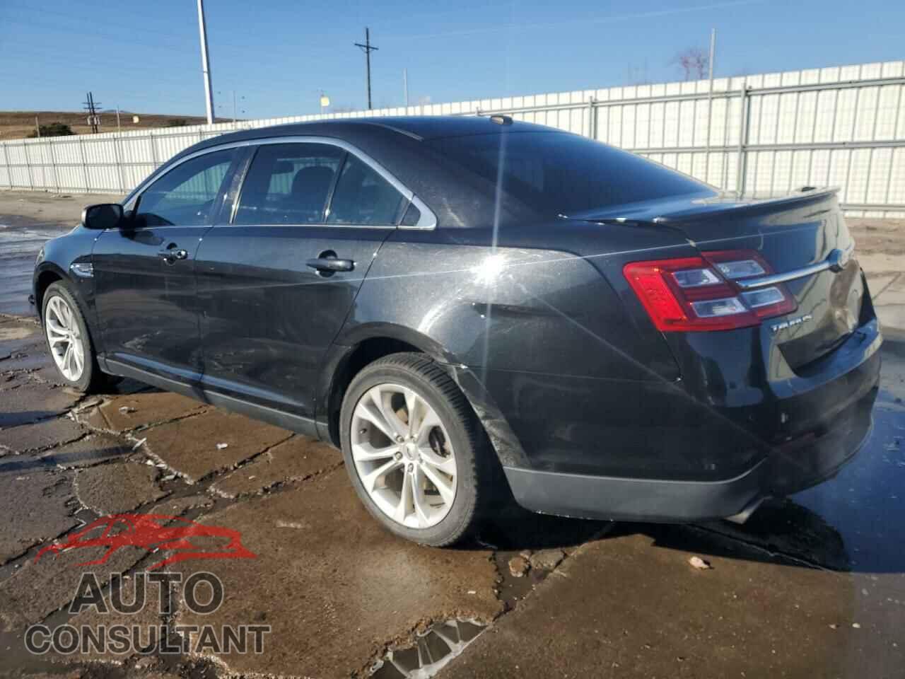 FORD TAURUS 2013 - 1FAHP2E81DG162201