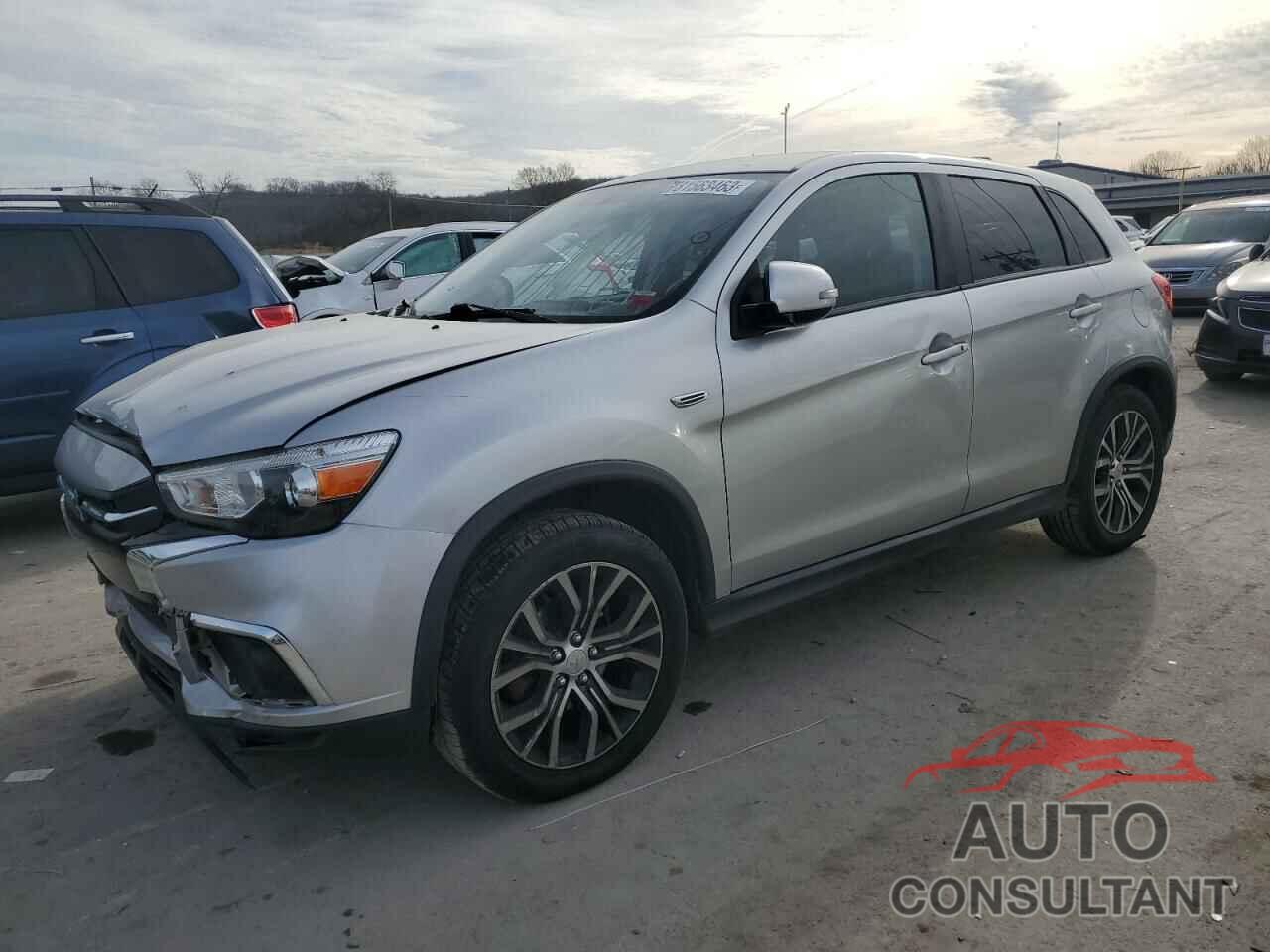 MITSUBISHI OUTLANDER 2018 - JA4AR3AU2JU022924