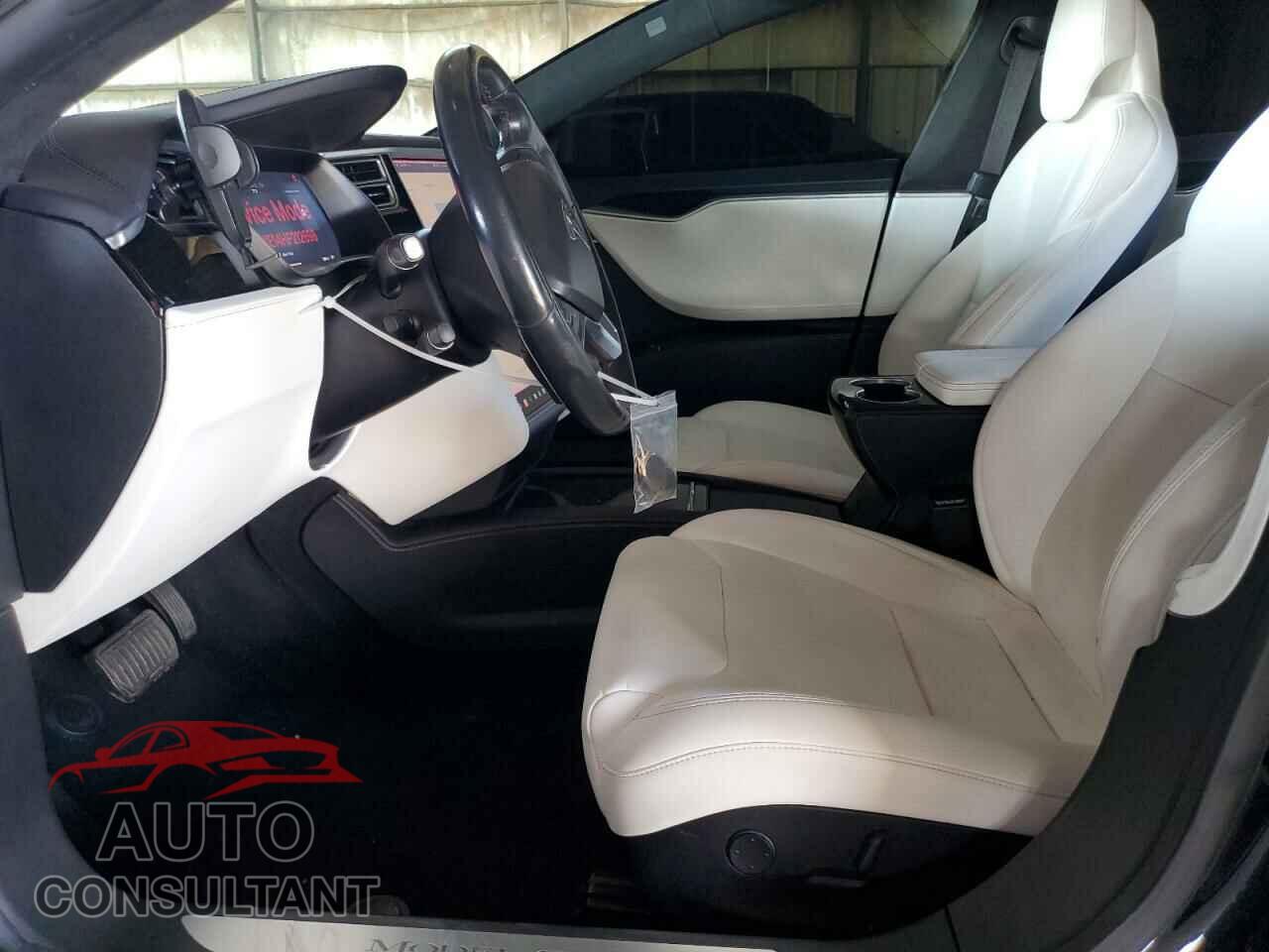 TESLA MODEL S 2017 - 5YJSA1E14HF212698