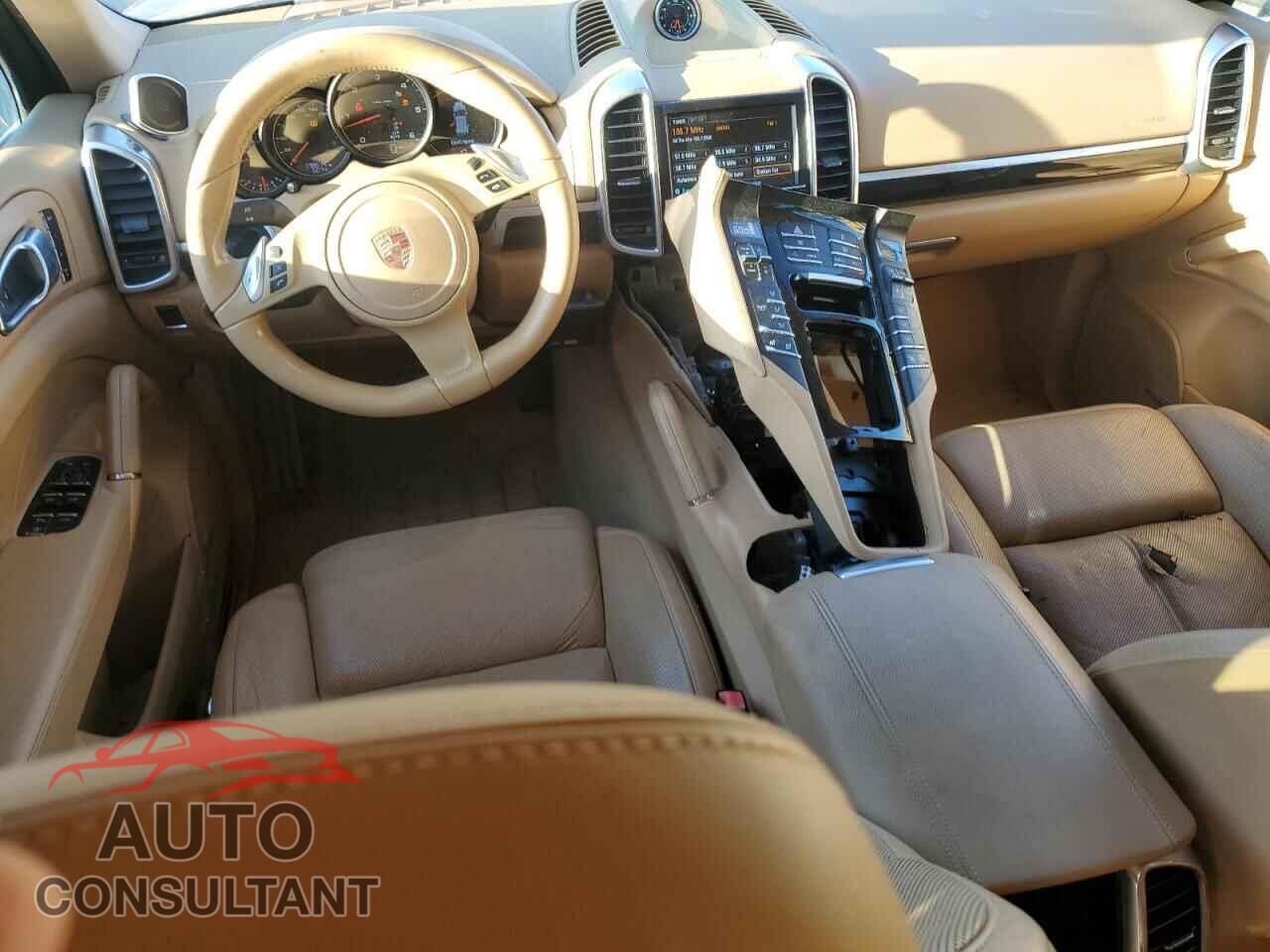 PORSCHE CAYENNE 2013 - WP1AF2A2XDLA41642