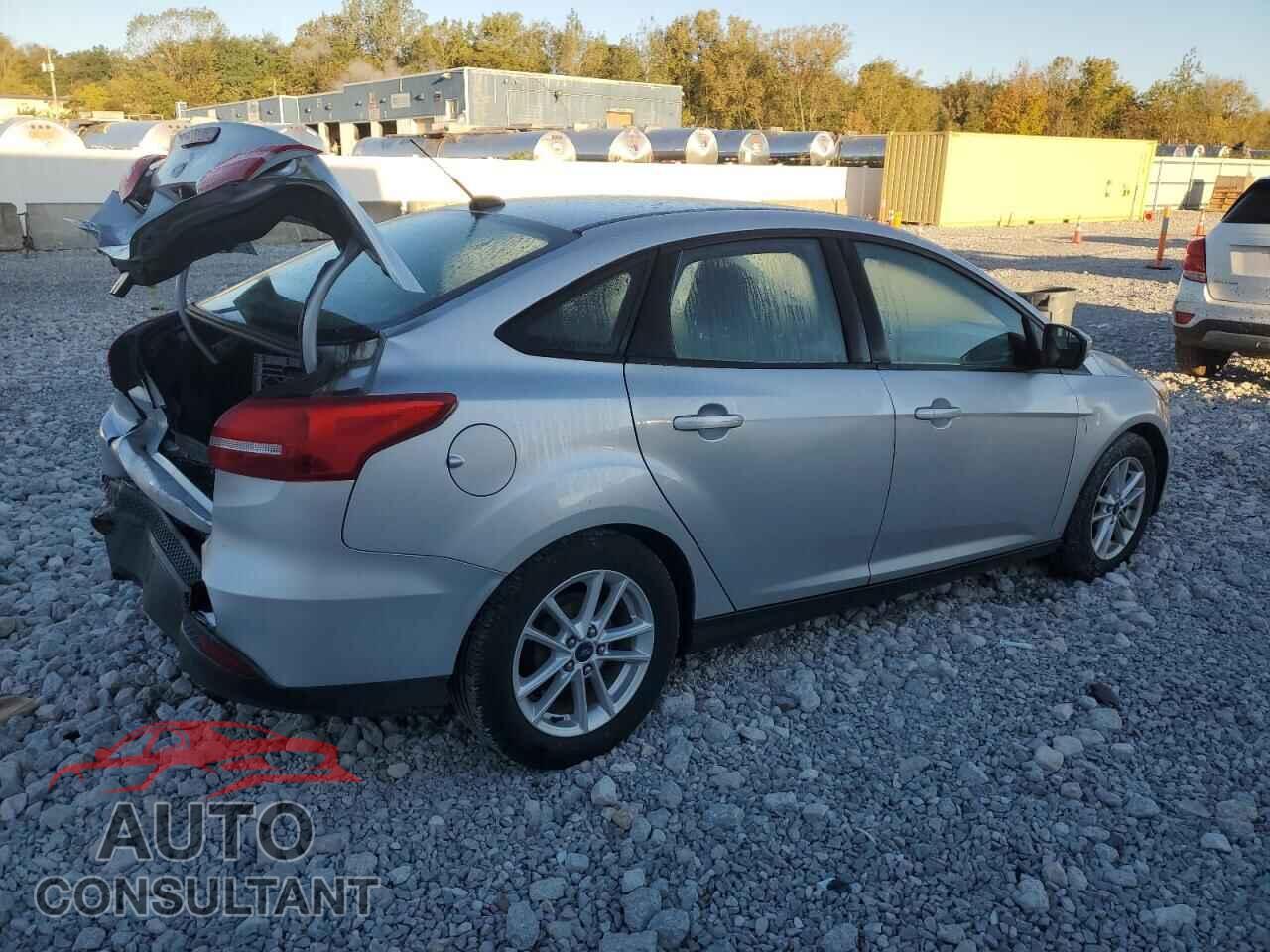 FORD FOCUS 2015 - 1FADP3F21FL217304