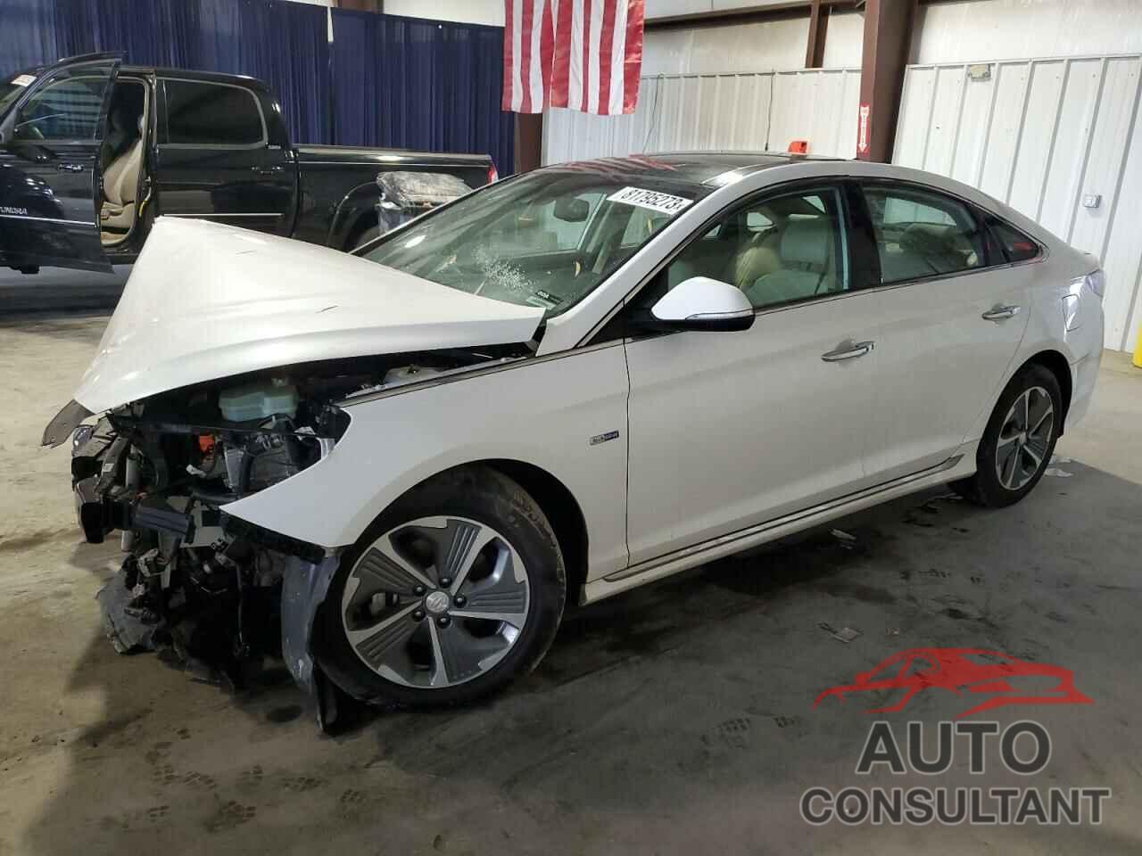 HYUNDAI SONATA 2019 - KMHE34L36KA090645