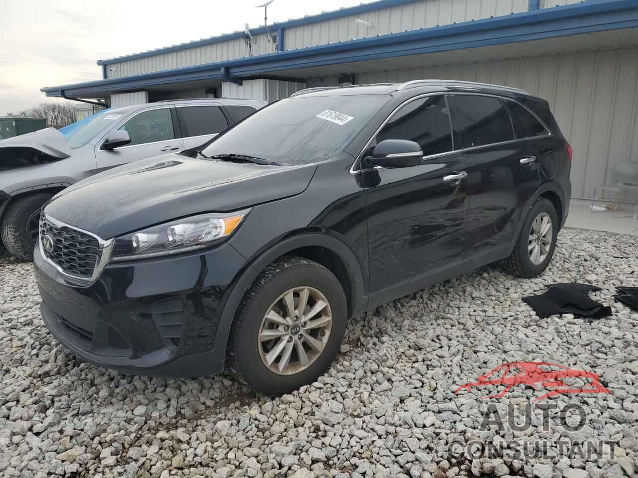 KIA SORENTO 2019 - 5XYPG4A33KG563728