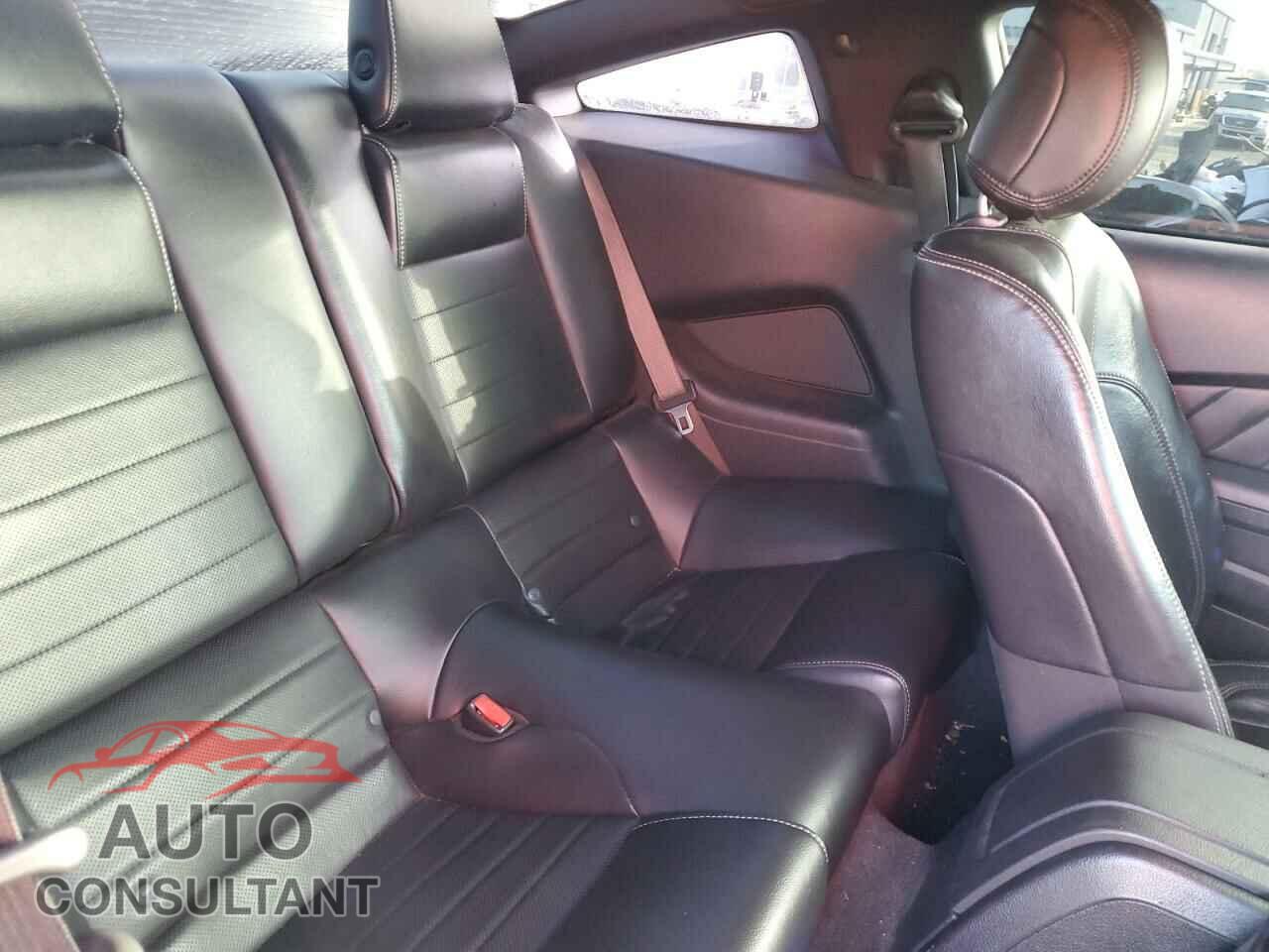 FORD MUSTANG 2013 - 1ZVBP8CF4D5200274