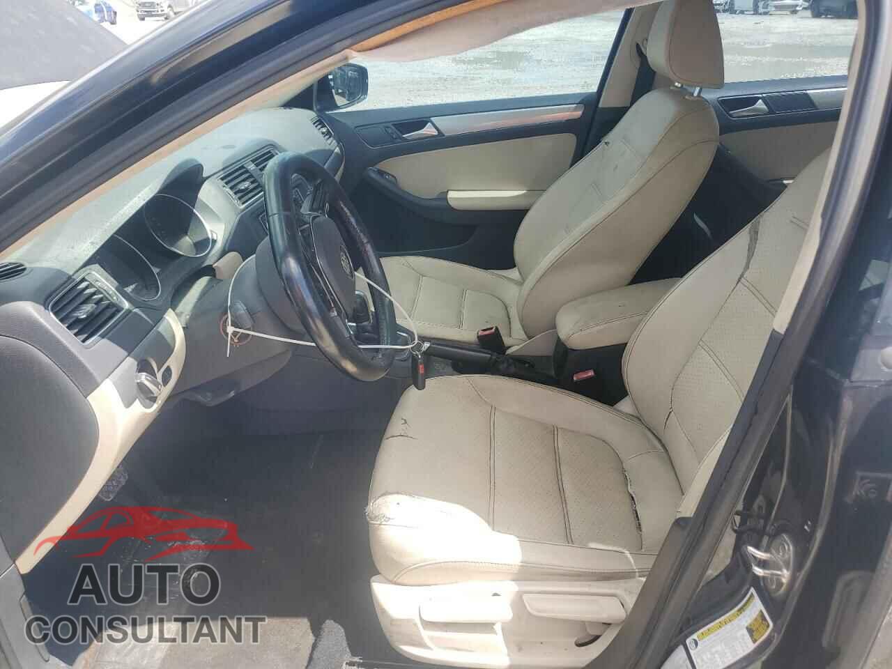 VOLKSWAGEN JETTA 2017 - 3VWDB7AJ7HM347357
