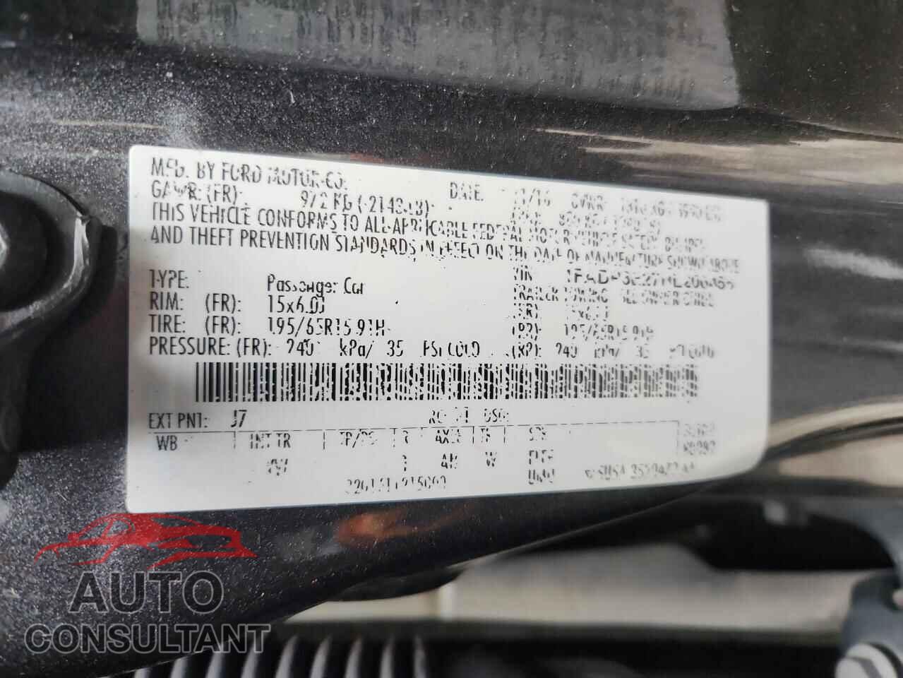 FORD FOCUS 2017 - 1FADP3E27HL206456