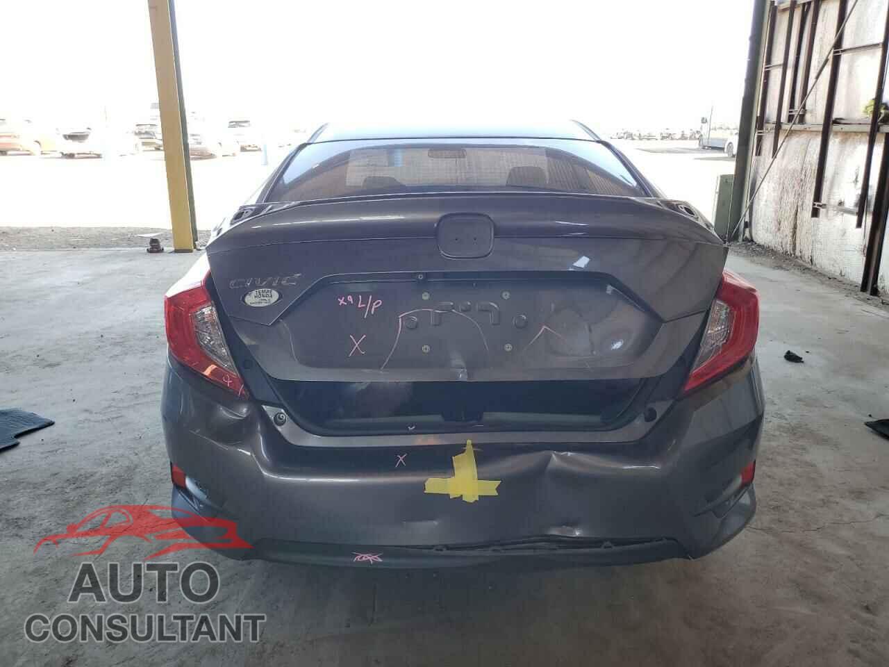 HONDA CIVIC 2018 - 19XFC2F56JE041757