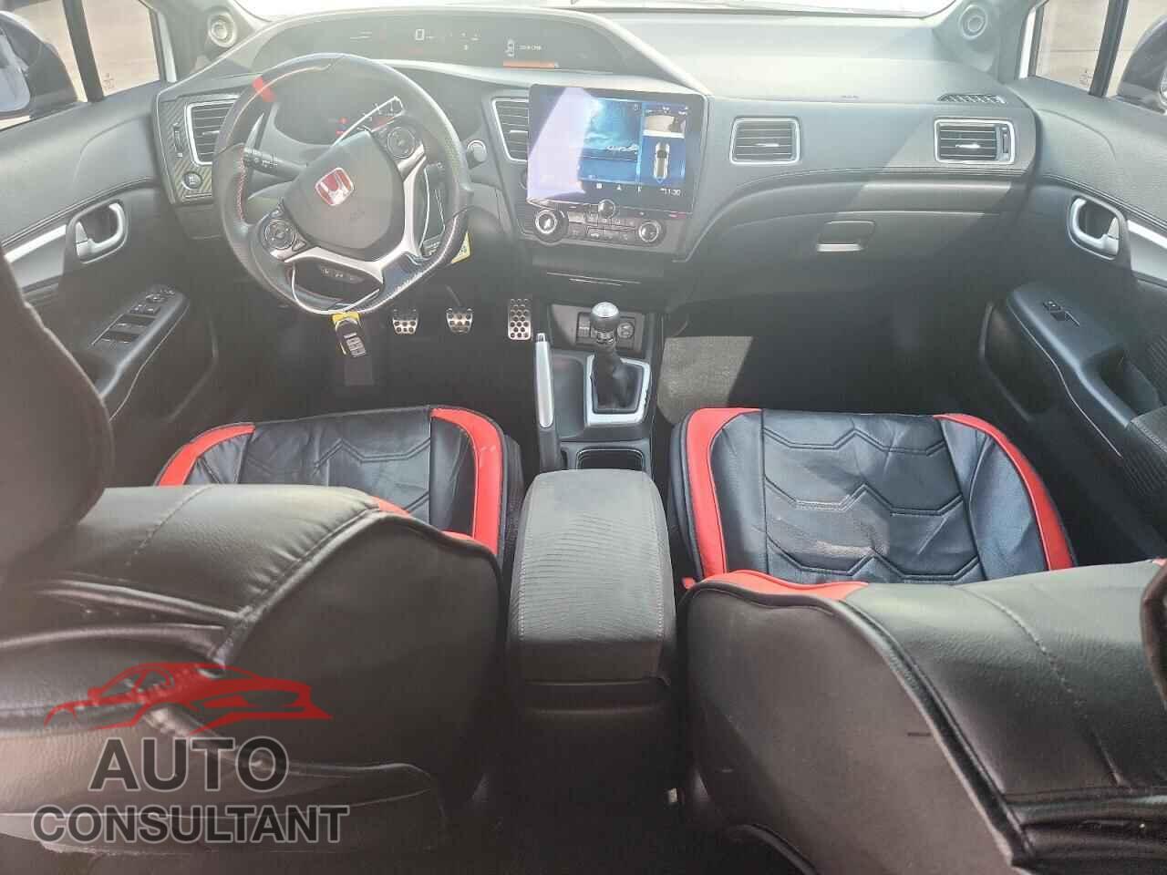 HONDA CIVIC 2015 - 2HGFB6E58FH710524