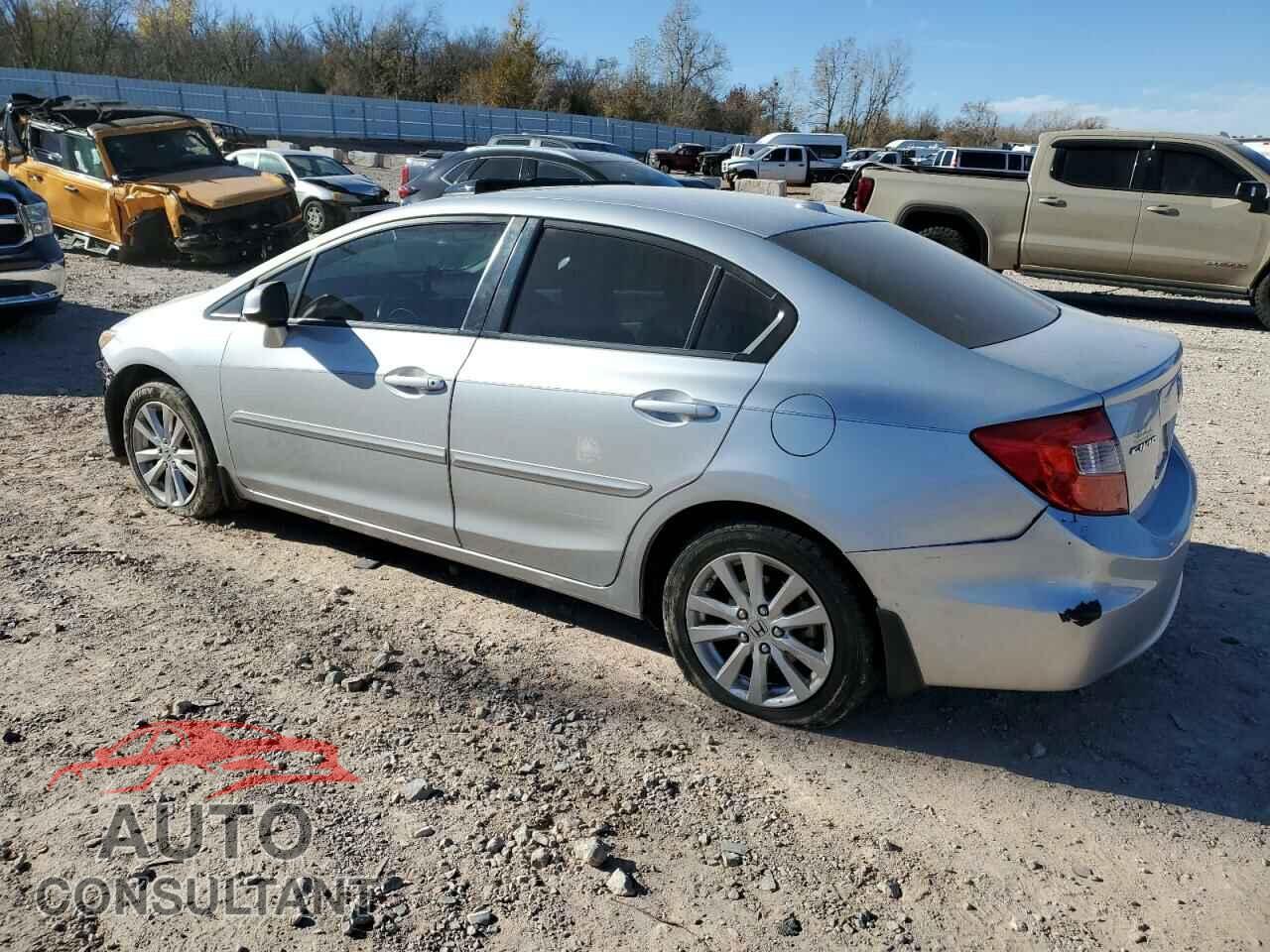 HONDA CIVIC 2012 - 2HGFB2F90CH505995