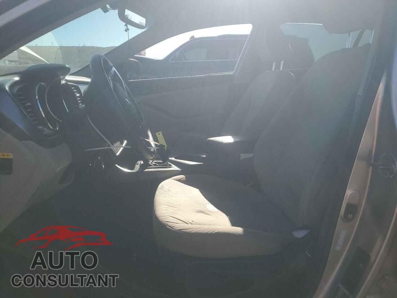 KIA OPTIMA 2013 - KNAGM4A77D5433018